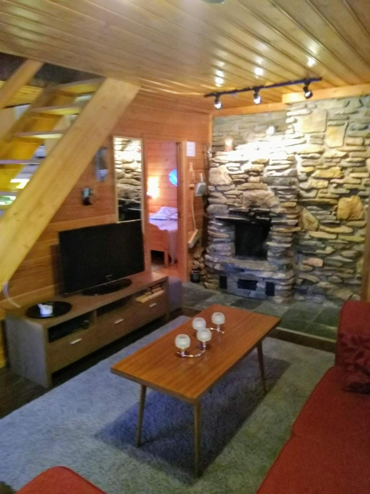 Ferienwohnung Lapikas Kallo Exterior foto